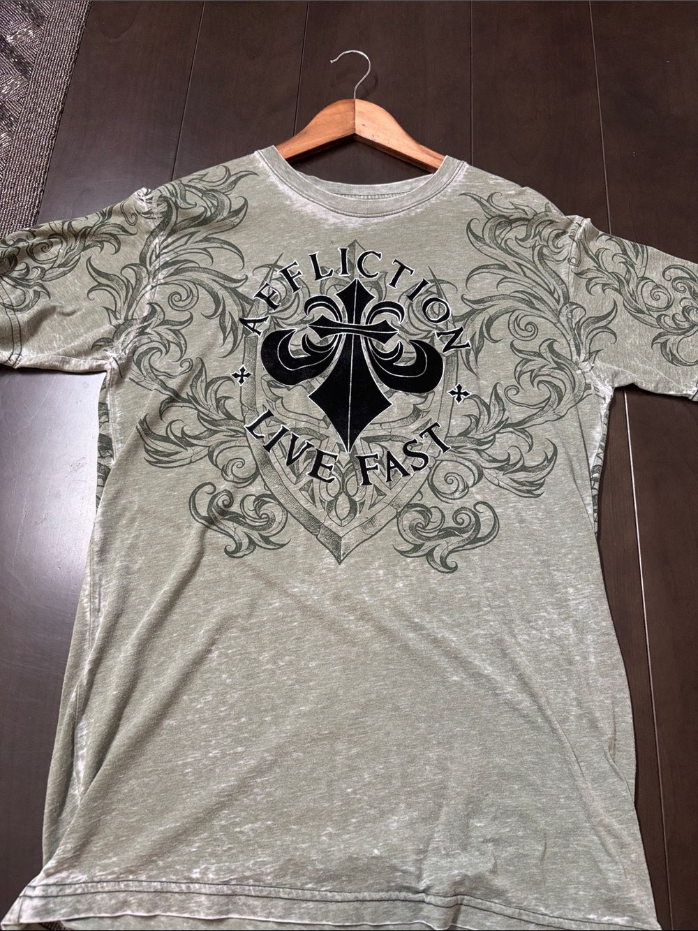 Affliction Men's Live Fast Graphic Tee - Olive